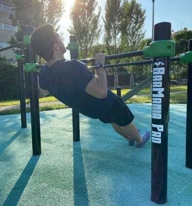 Australlian pull up step 2