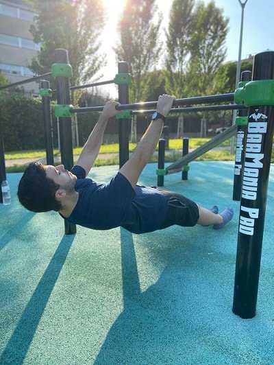 Australlian pull up step 1